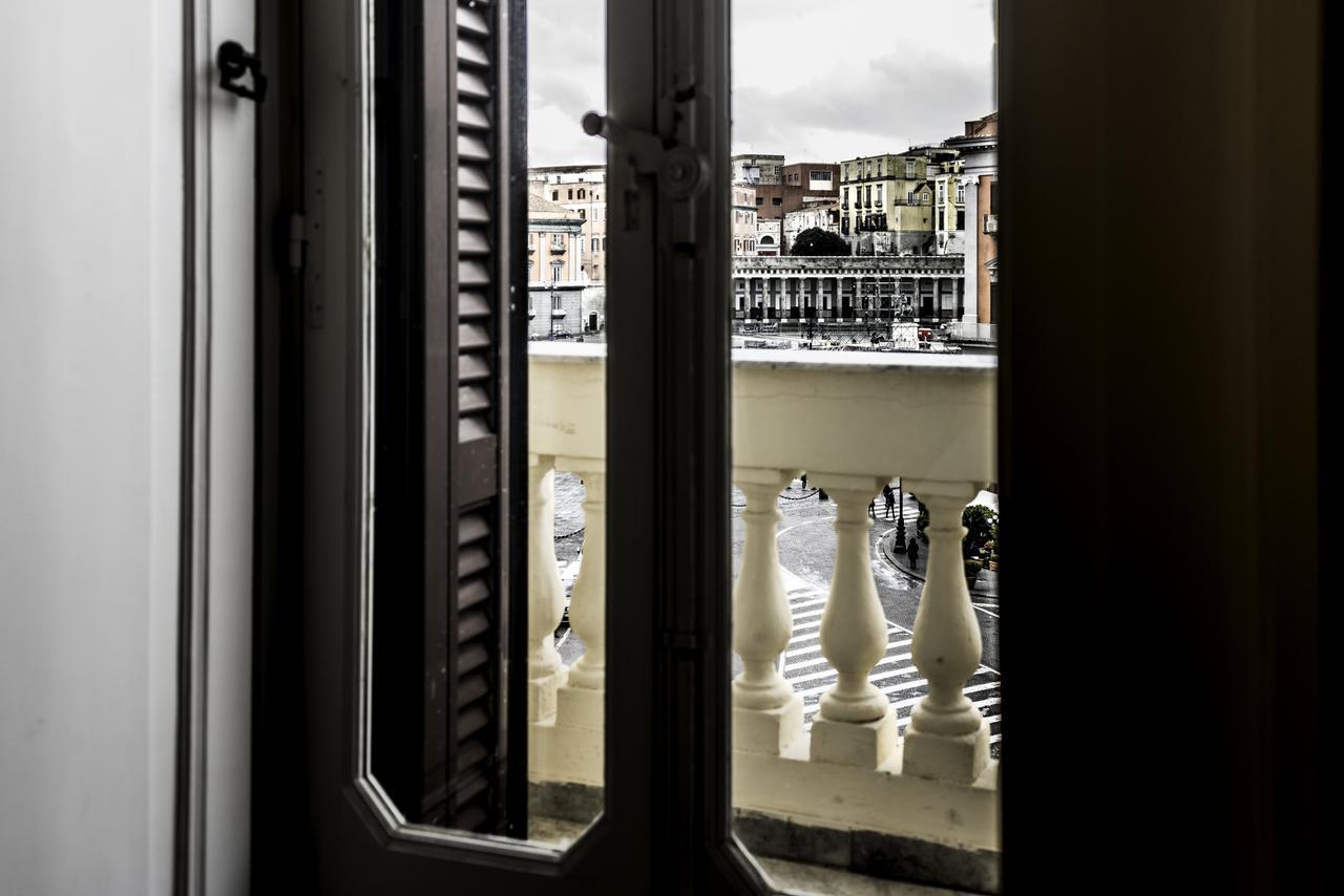 Appartamento Sul Teatro San Carlo نابولي المظهر الخارجي الصورة